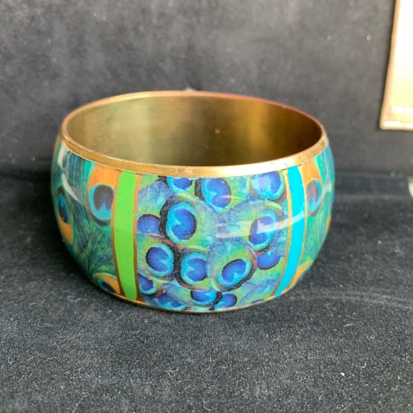 Bling post earrings - Picture 3 of 12